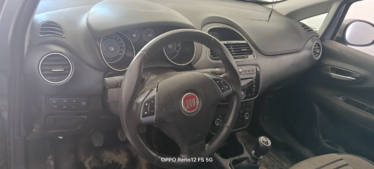 Fiat PUNTO EVO - Photo 3