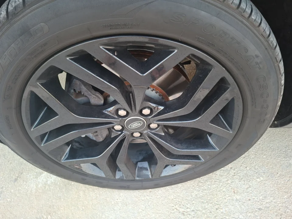 Land rover EVOQUE - Photo 7
