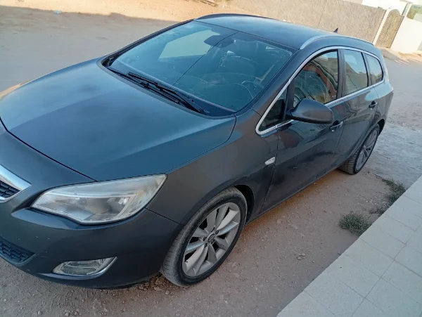 Opel Astra 2011 Diesel