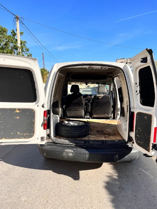 Volkswagen Caddy - Photo 4