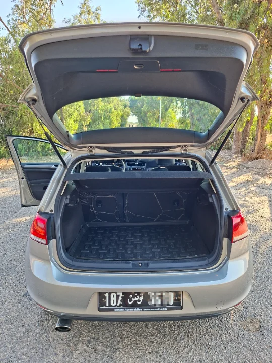 Volkswagen Golf - Photo 2