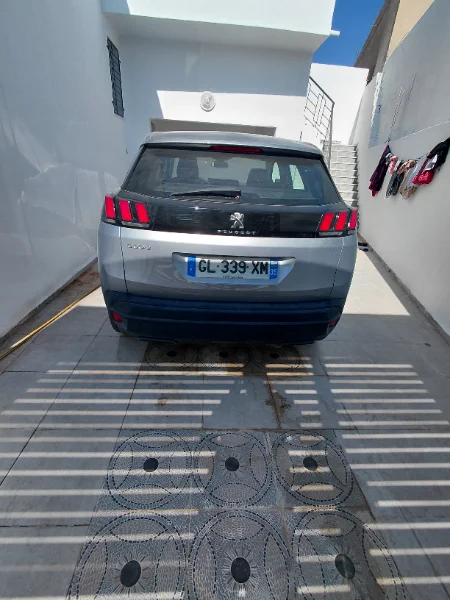 Peugeot 3008 - Photo 2