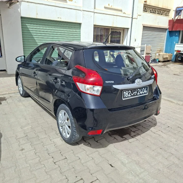 Toyota Yaris - Photo 7