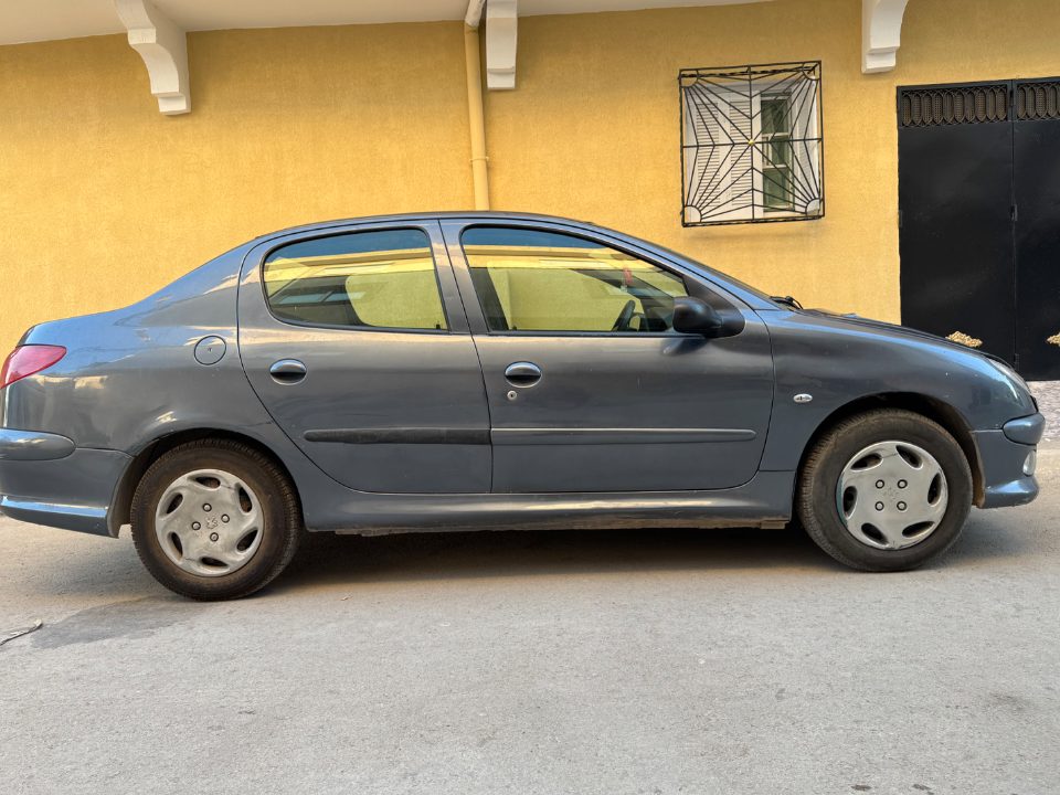 Peugeot 206 - Photo 11