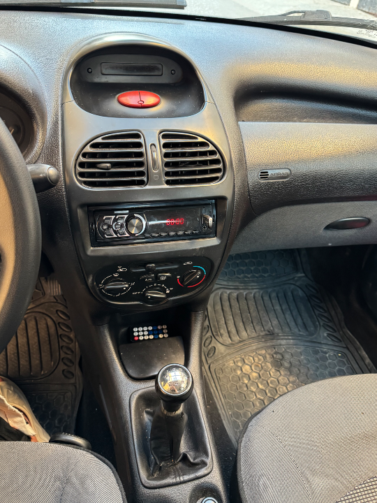 Peugeot 206 - Photo 8