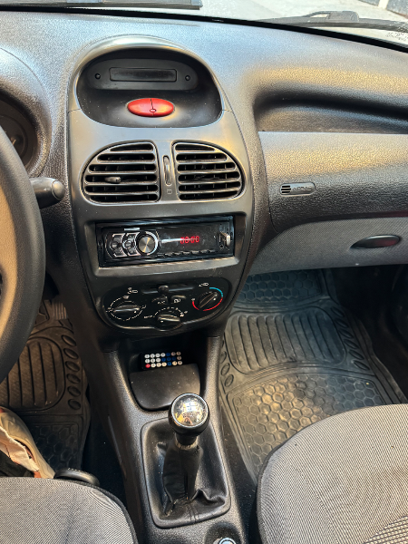 Peugeot 206 - Photo 8