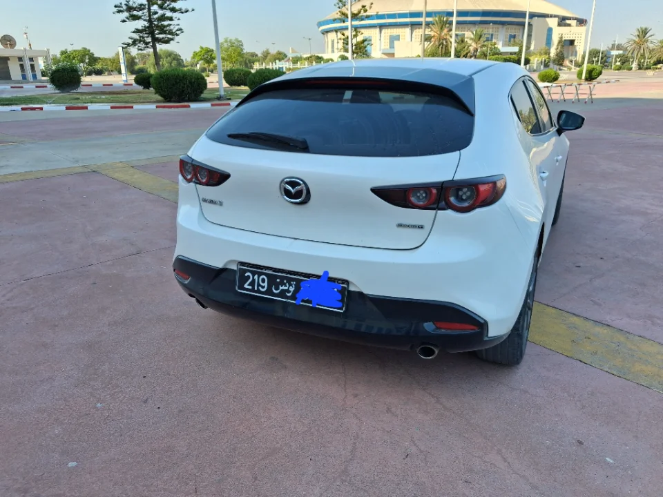 Mazda MAZDA3 - Photo 7