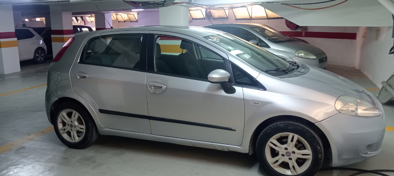 Fiat GRANDE PUNTO - Photo 4