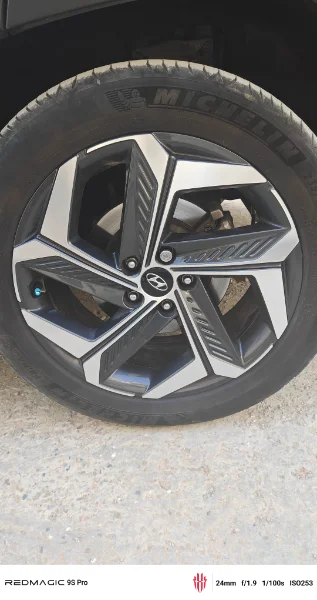 Hyundai TUCSON - Photo 3