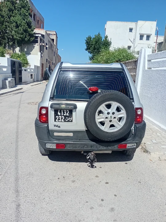 Land rover FREELANDER - Photo 5