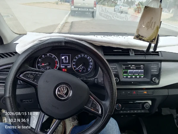 Skoda Fabia - Photo 2