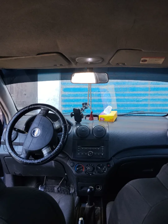 Chevrolet AVEO - Photo 2