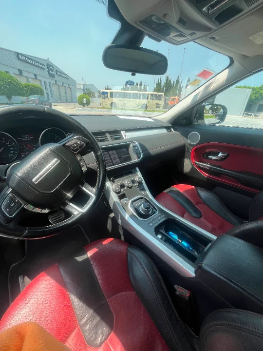 Land rover EVOQUE - Photo 5