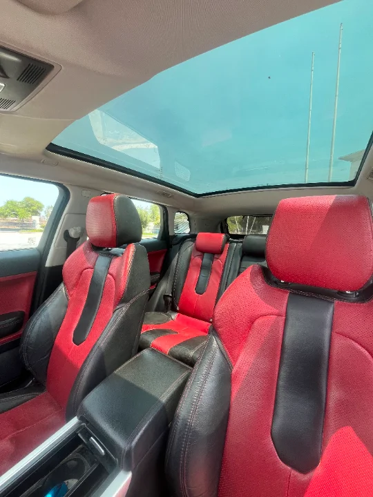 Land rover EVOQUE - Photo 4