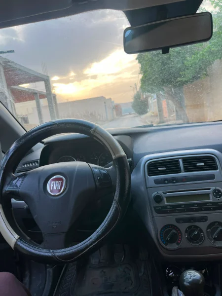 Fiat GRANDE PUNTO - Photo 3
