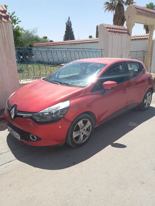 Renault Clio - Photo 2