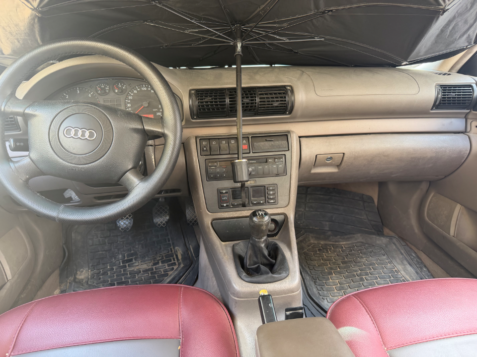 Audi A4 - Photo 5