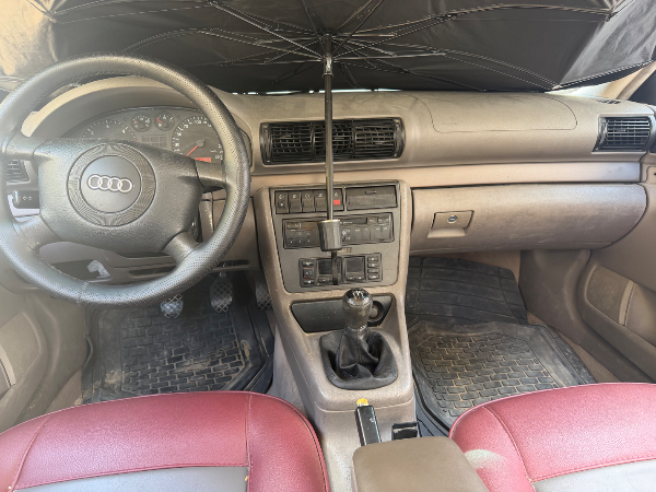 Audi A4 - Photo 5