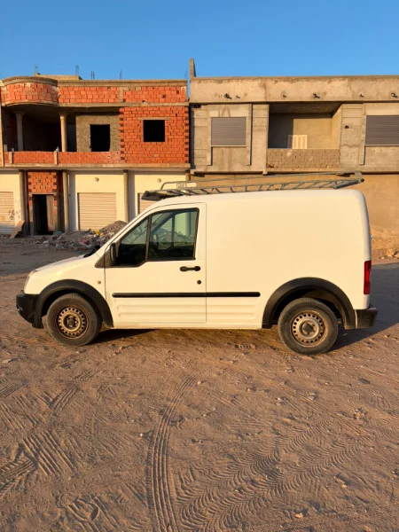 Ford TRANSIT CONNECT - Photo 7
