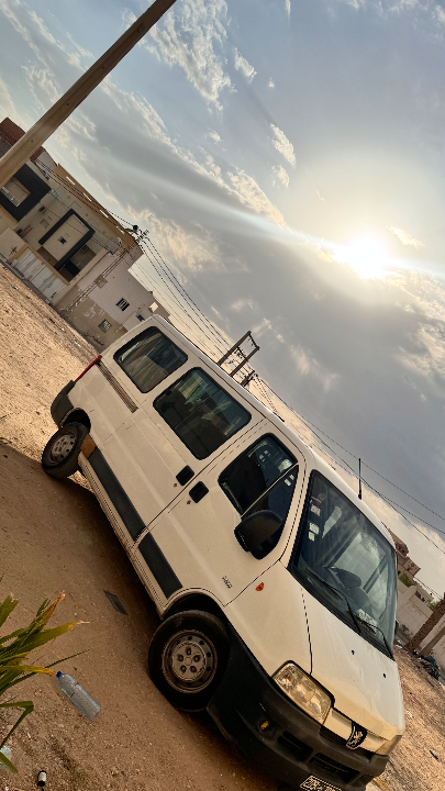 Peugeot Boxer - Photo 9