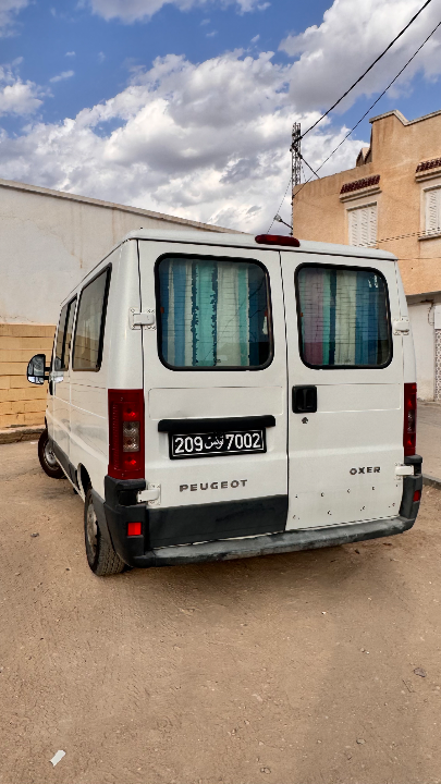 Peugeot Boxer - Photo 2