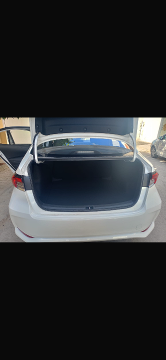 Toyota Corolla - Photo 9