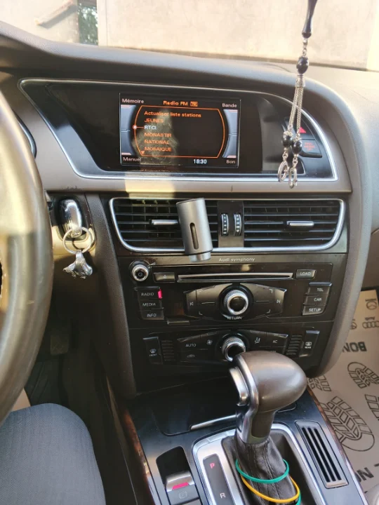 Audi A4 - Photo 8
