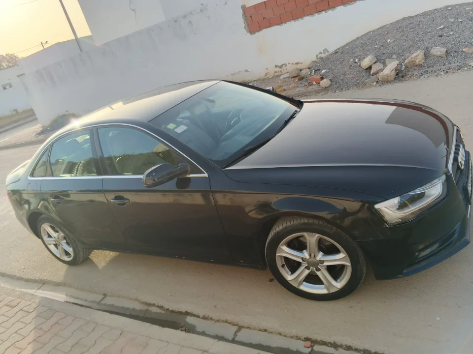 Audi A4 - Photo 2