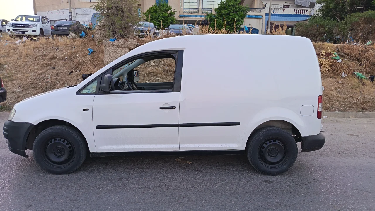 Volkswagen Caddy - Photo 4