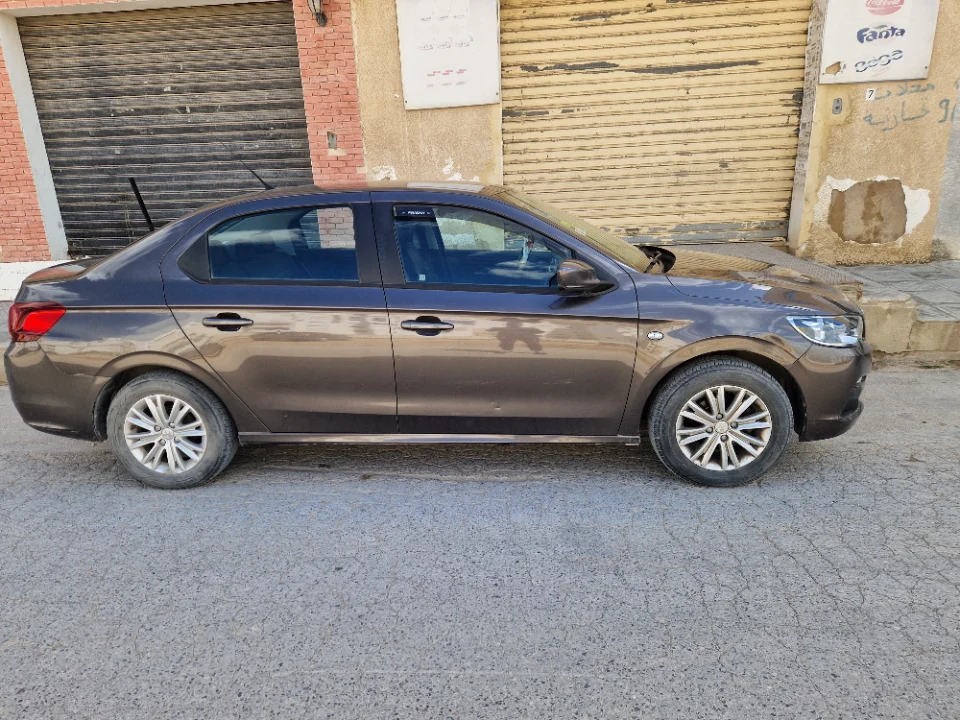 Peugeot 301 - Photo 4