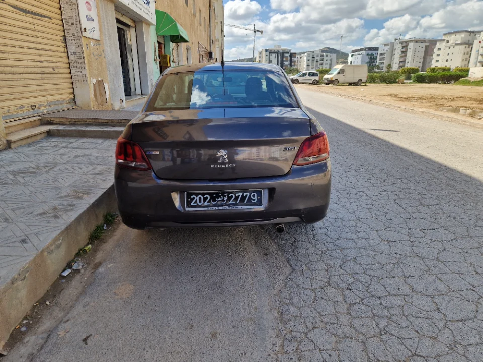Peugeot 301 - Photo 2