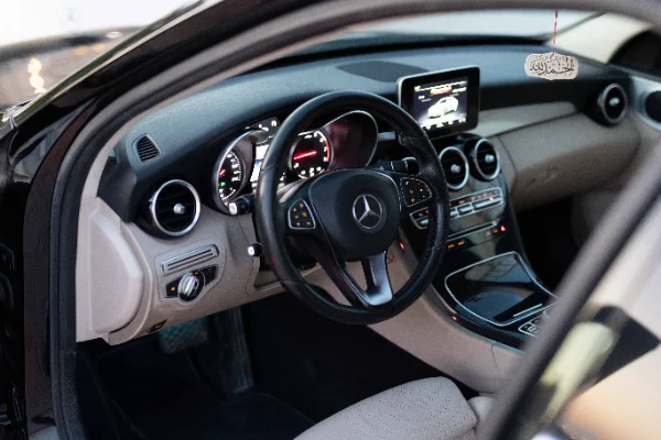 Mercedes Classe C - Photo 8