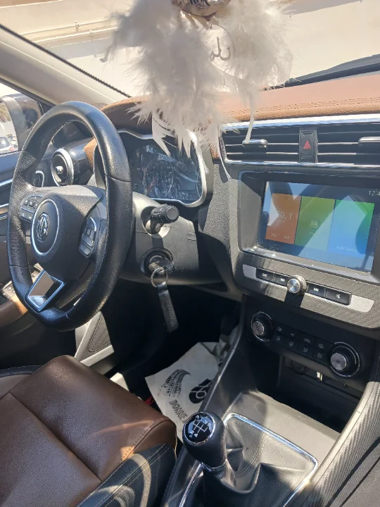 MG MG ZS - Photo 4