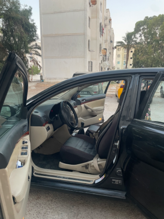 Toyota Avensis - Photo 3