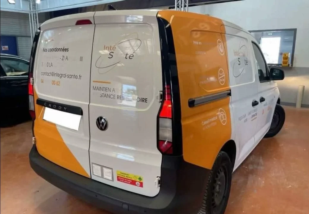 Volkswagen Caddy - Photo 3