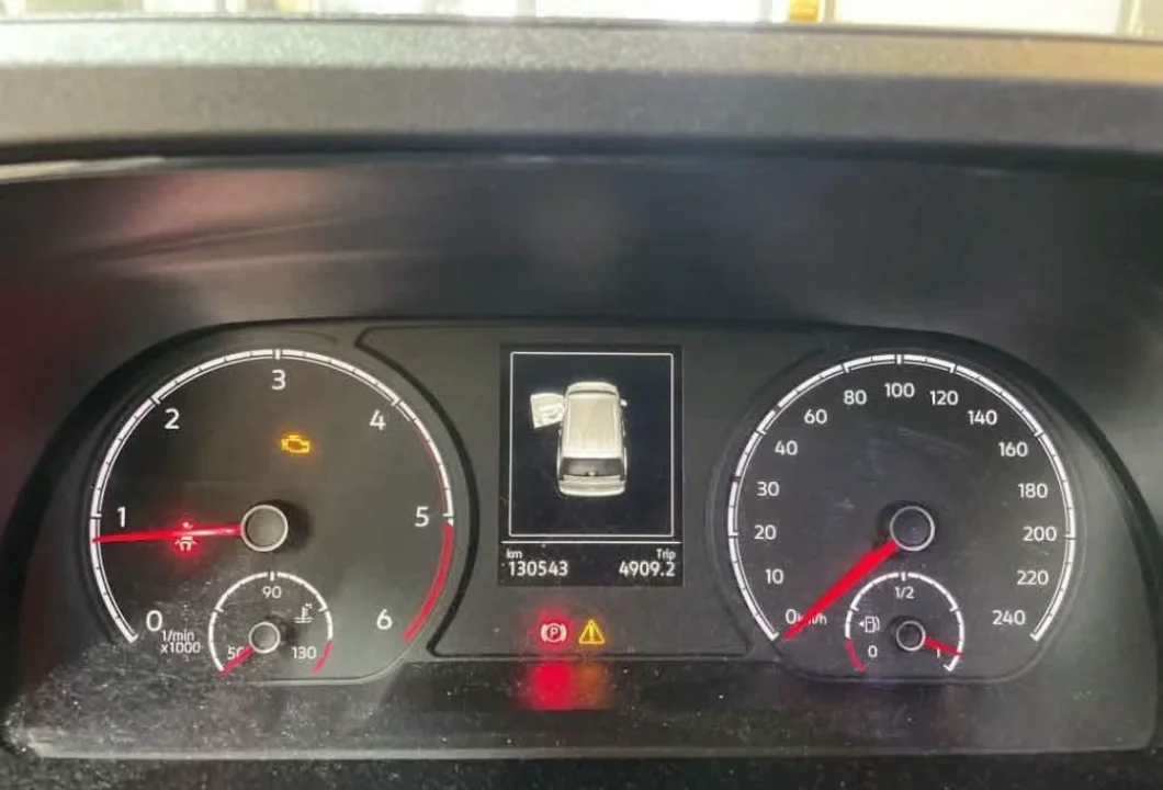 Volkswagen Caddy - Photo 2