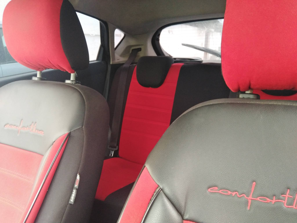 Ford FIESTA - Photo 4