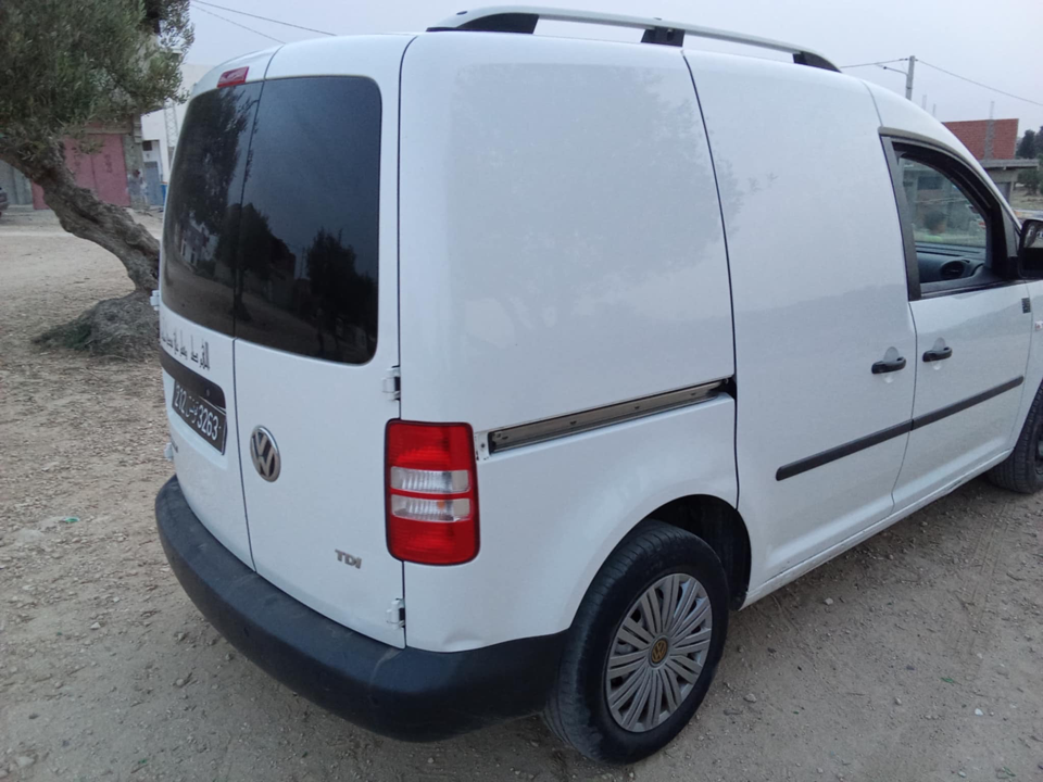 Volkswagen Caddy - Photo 7