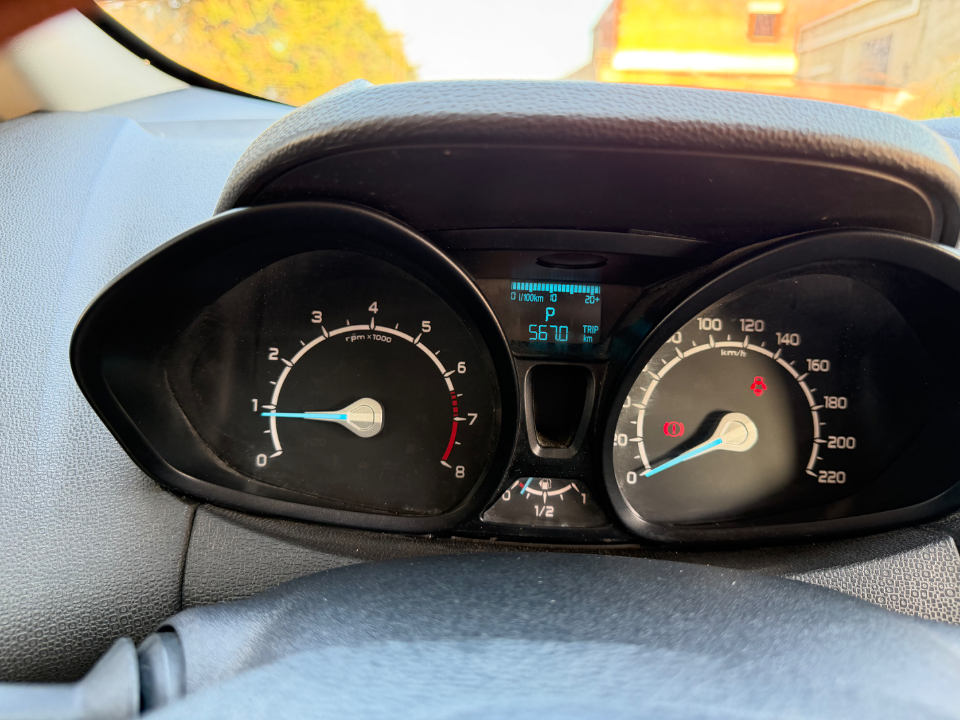 Ford ECOSPORT - Photo 2