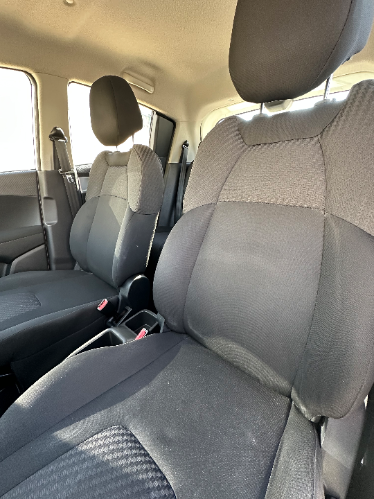 Mahindra KUV 100 - Photo 9