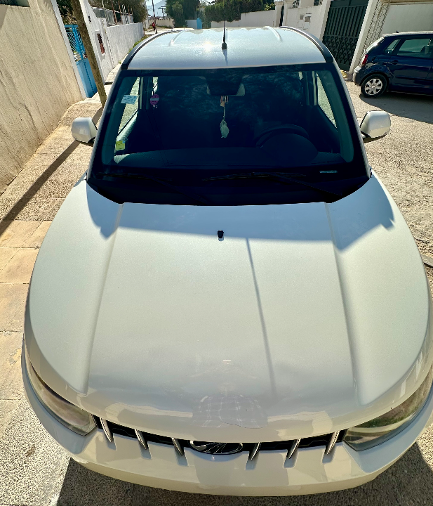 Mahindra KUV 100 - Photo 4