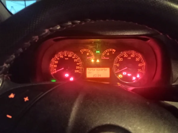 Fiat GRANDE PUNTO - Photo 10