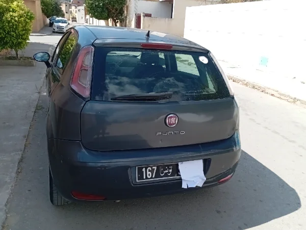 Fiat GRANDE PUNTO - Photo 2