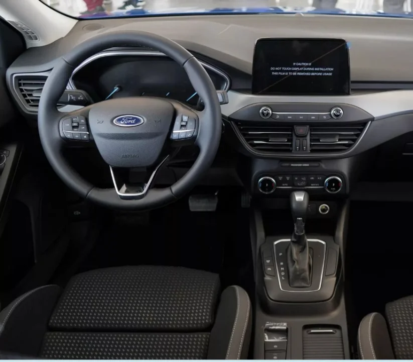 Ford FOCUS - Photo 2