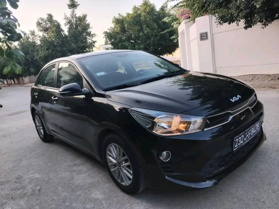 Kia RIO - Photo 10