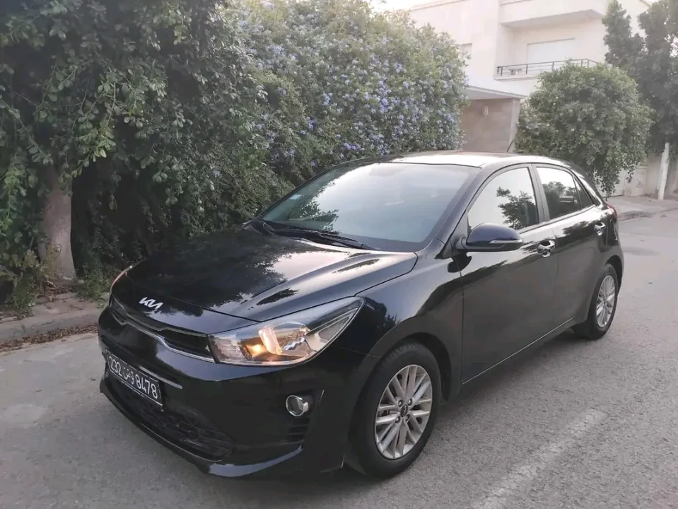Kia RIO - Photo 9
