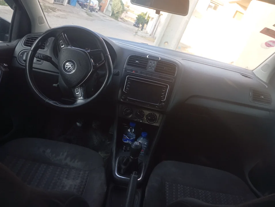 Volkswagen Polo - Photo 4