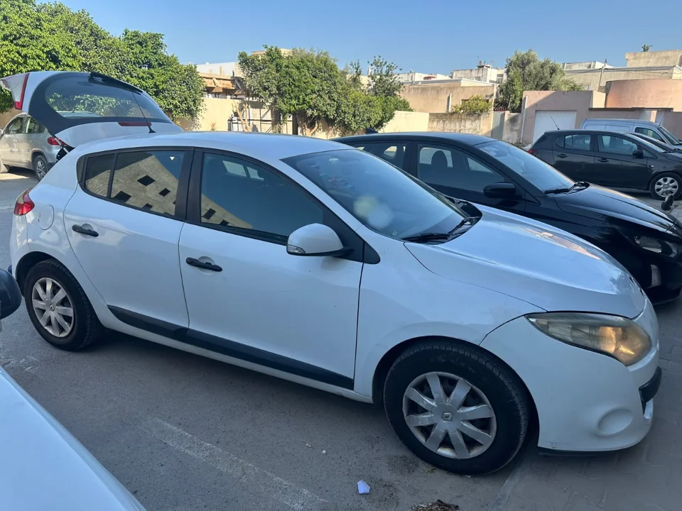 Renault Megane - Photo 7