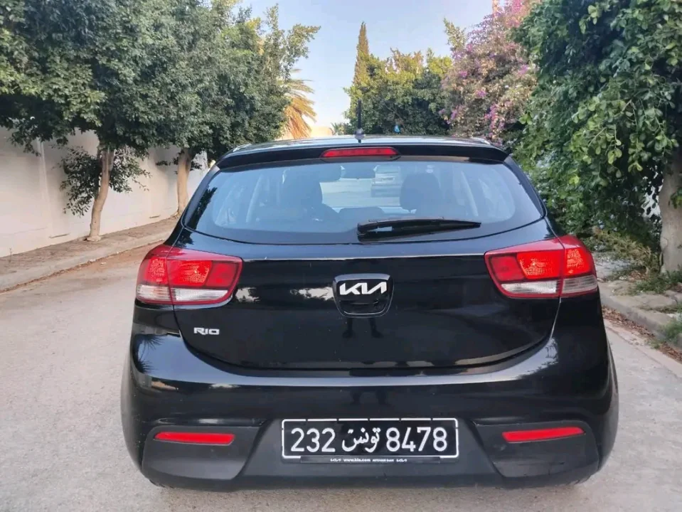 Kia RIO - Photo 5