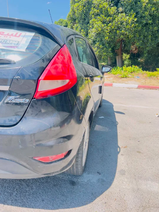 Ford FIESTA - Photo 5